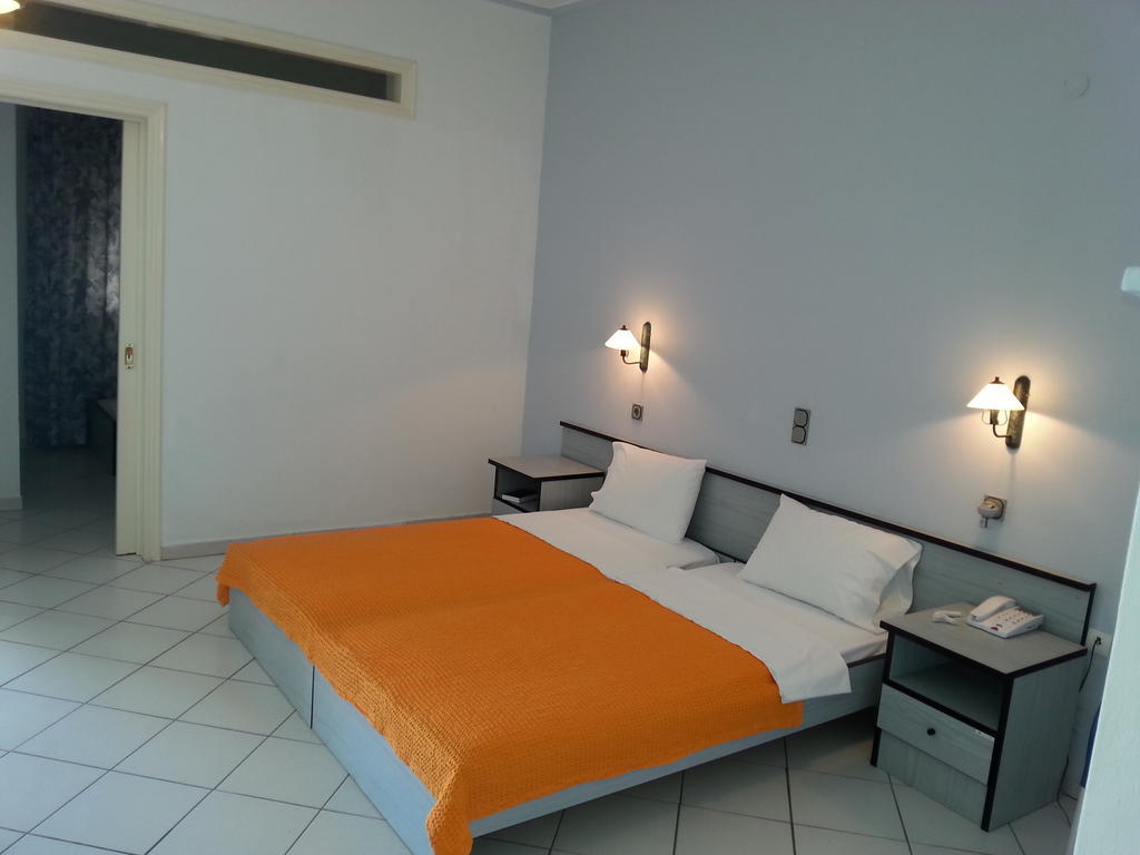 Dolphin Apartments 1 Parga Chambre photo