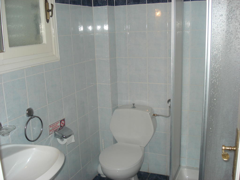 Dolphin Apartments 1 Parga Chambre photo